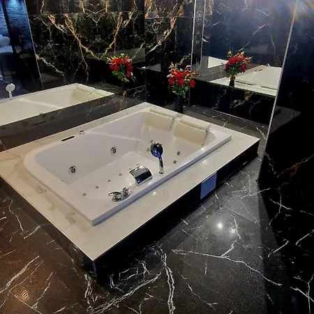 Jacuzzi Przy Plazy -