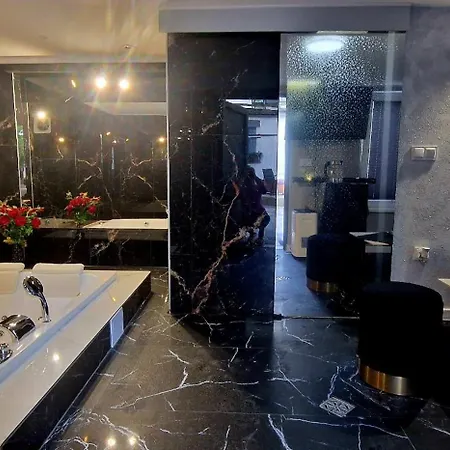 Jacuzzi Przy Plazy - Appartement Kołobrzeg