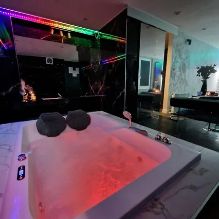 Jacuzzi Przy Plazy - Appartement Kołobrzeg