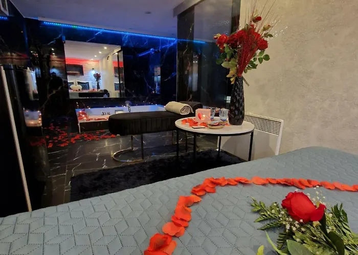 Jacuzzi Przy Plazy - *